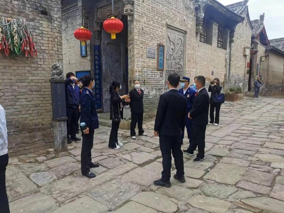 “中字头”概念逆势亮剑，宏利基金庄腾飞详解后市机会