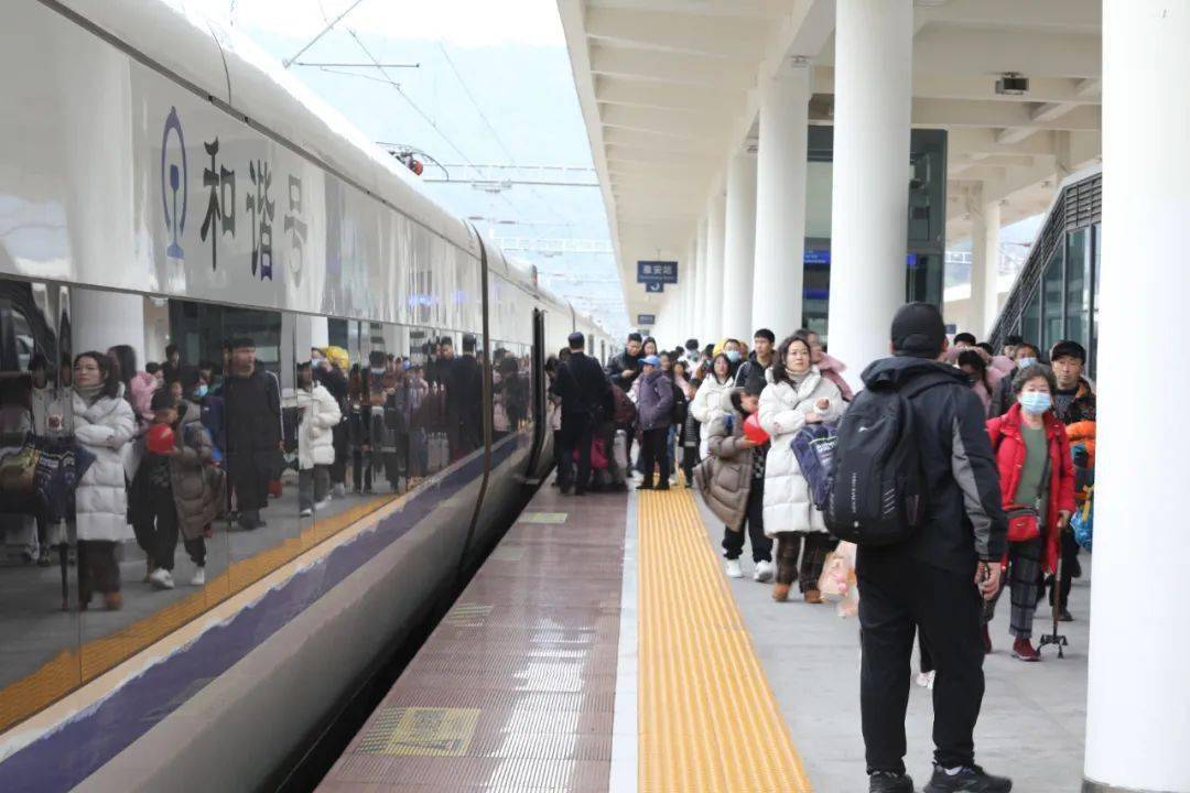 春运加持指标“双升”，这类REITs蛇年喜迎开门红