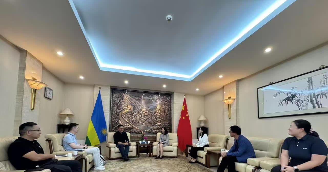 驻多哥使馆召开驻多中资机构座谈会