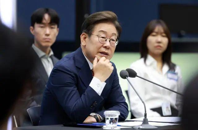 韩国综合股指时隔三年零五个月盘中再破2900点