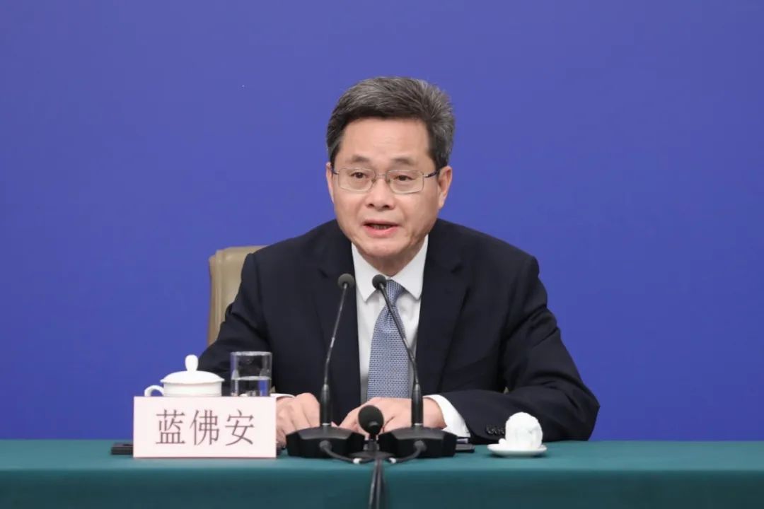 国家发改委主任郑栅洁：“十四五”这5年我国增绿全球最多 新增森林面积相当于陕西省面积
