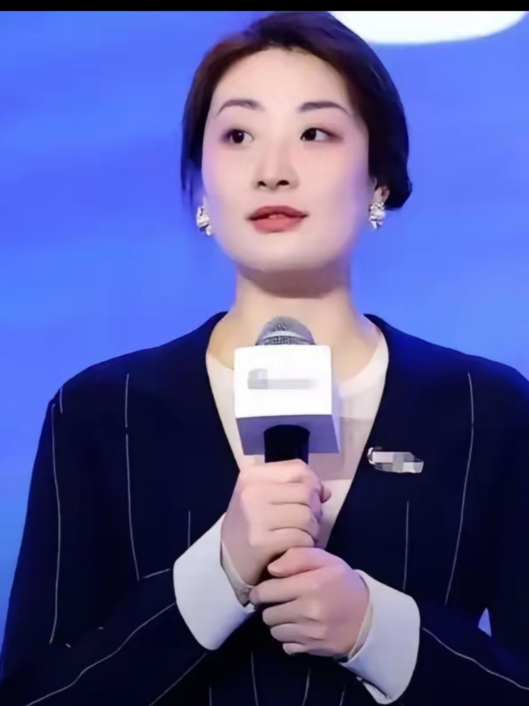 宗馥莉，首战输了？不得挪用18亿美元资产！