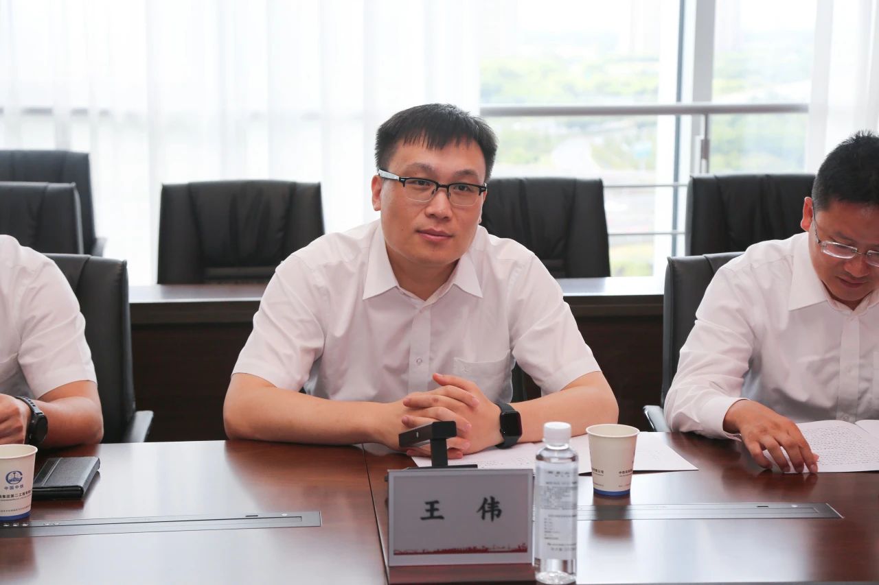 国创中心与极海半导体签署战略合作协议