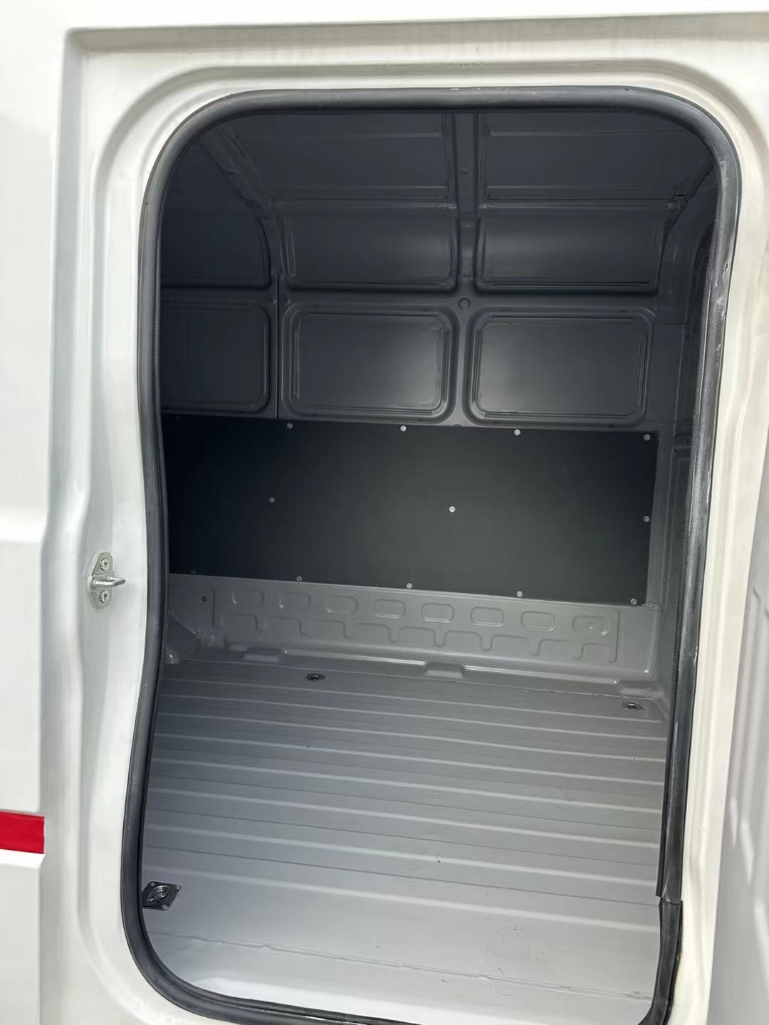 格力电器：已研发推出新能源客车空调、新能源物流车空调等产品