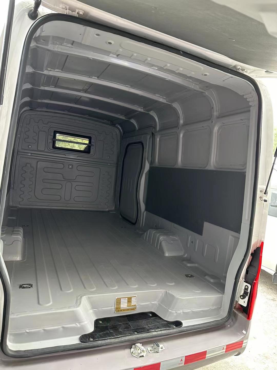 格力电器：已研发推出新能源客车空调、新能源物流车空调等产品