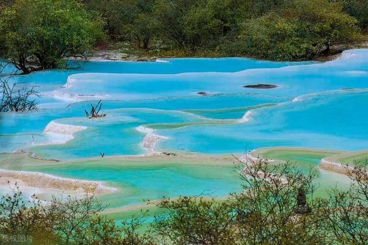 斯游客人数突破220万