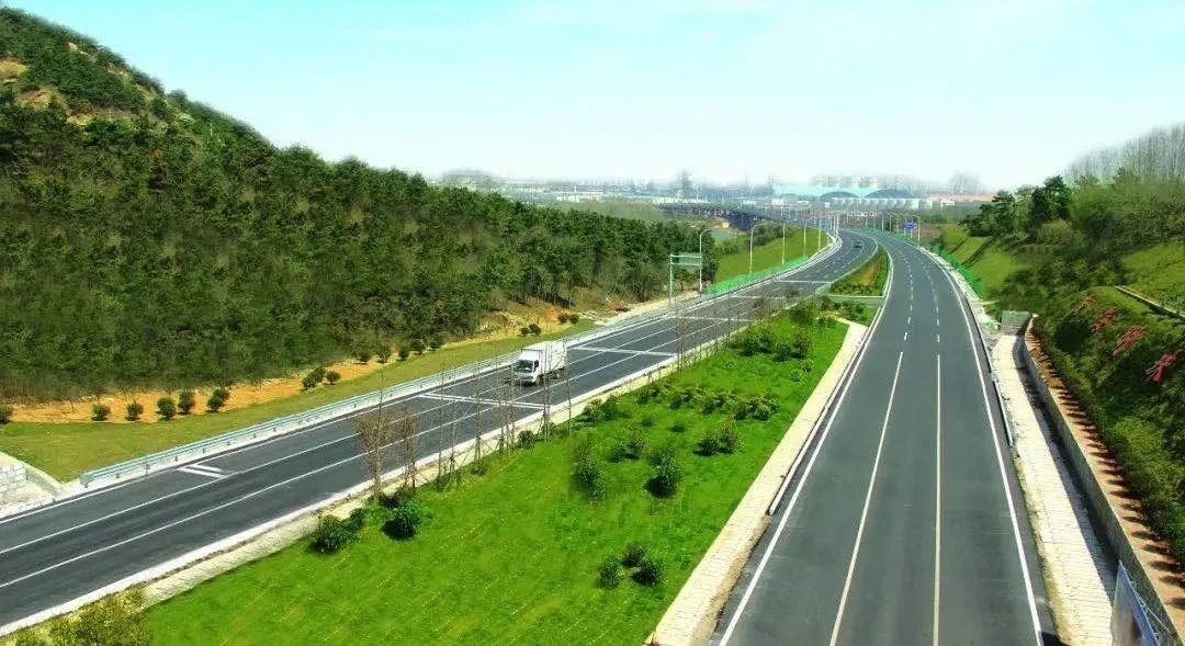 独联体成员国共商交通一体化发展