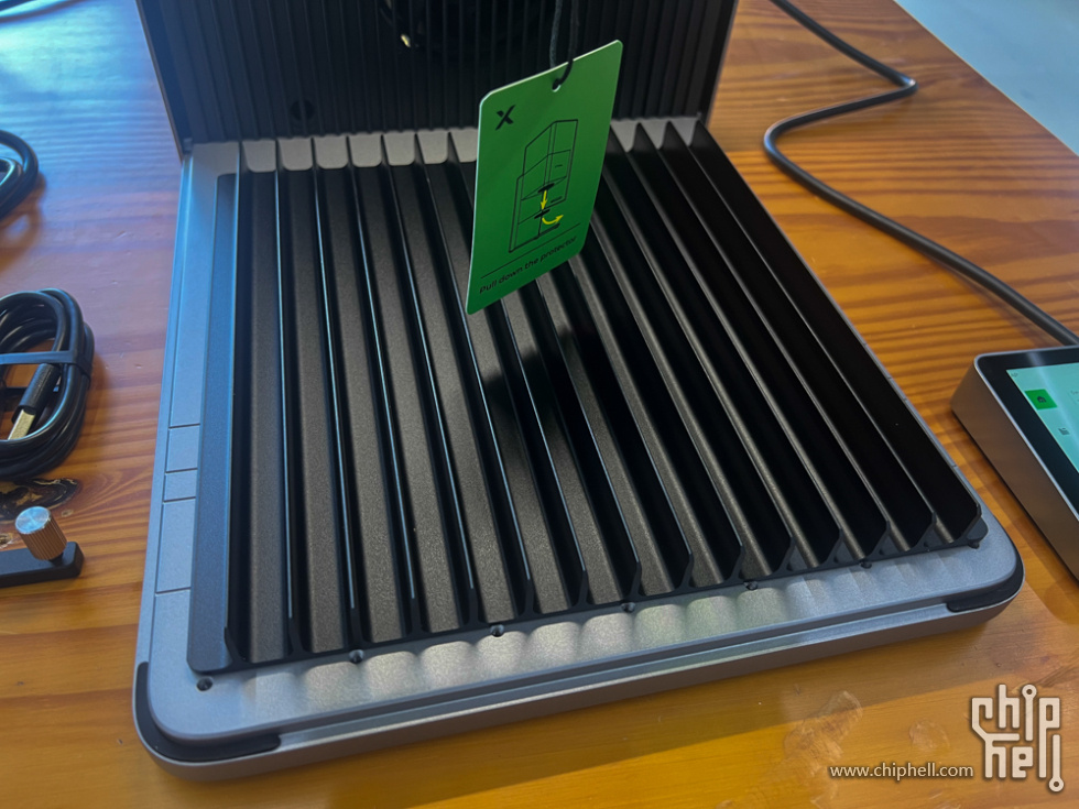 腾讯红杉加持,xTool冲刺“消费级激光雕刻机第一股”