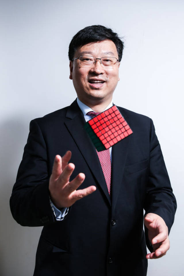 超捷股份股价创新高，融资客抢先加仓