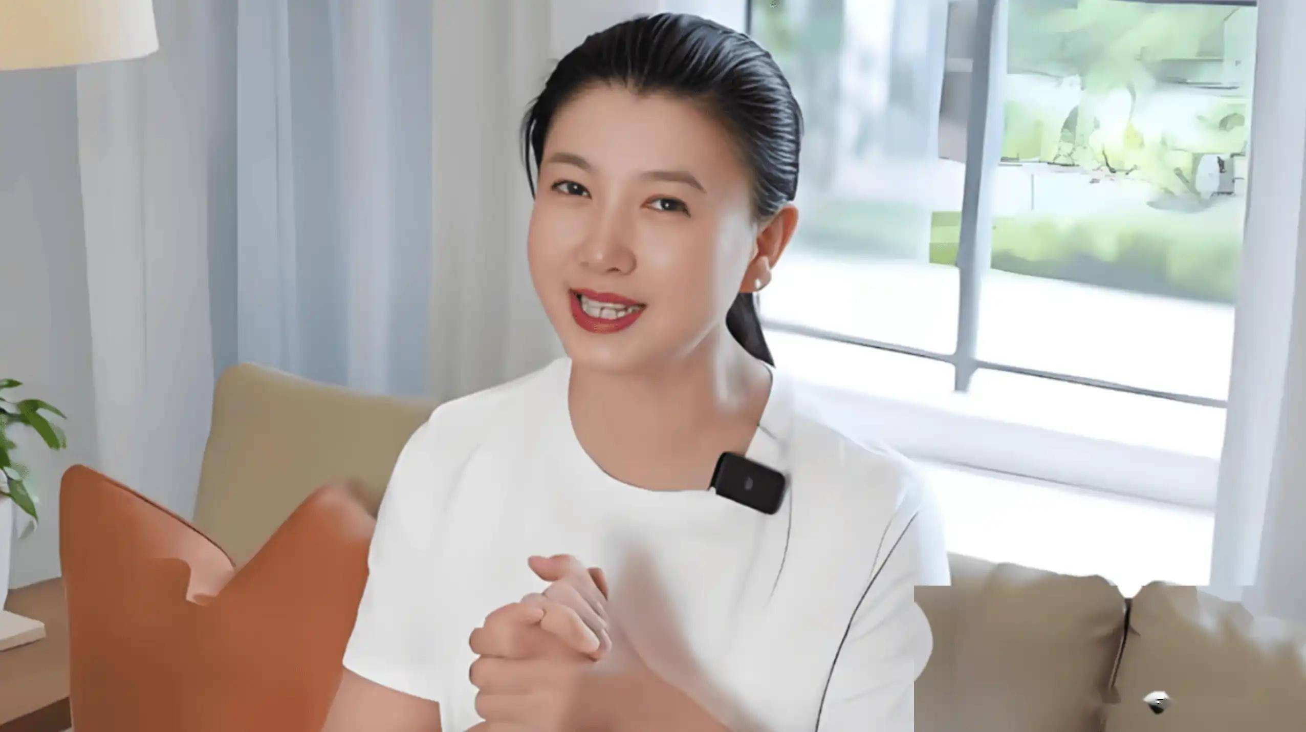 闫学晶，代言被终止