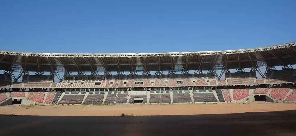 阿尔及利亚生产展期间企业反映出口与行政障碍问题