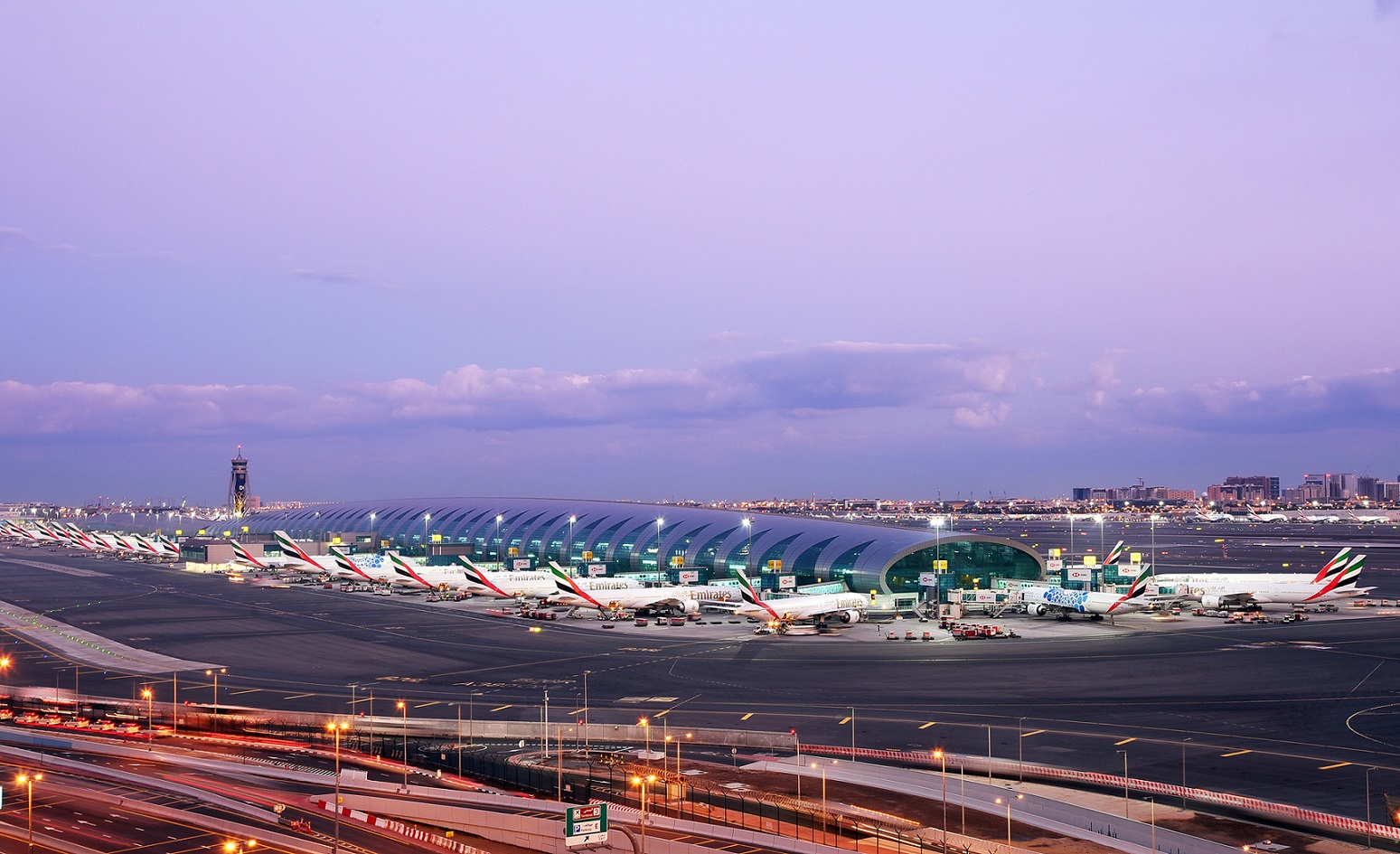 航空业巩固阿联酋经济支柱地位 对GDP贡献最高达18%