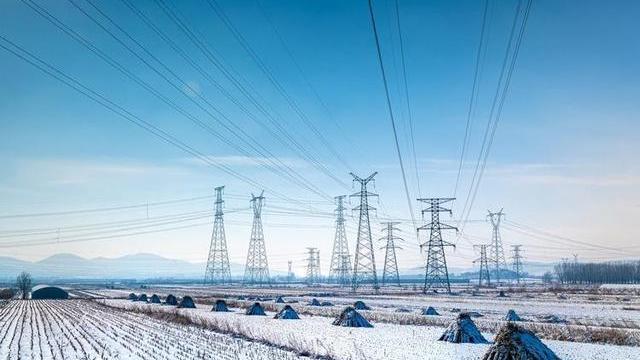 中国国家电网公司董事长张智刚会见哈萨克斯坦电网公司董事会主席纳比・艾特扎诺夫