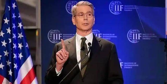 背后有何考量？特朗普心腹米兰辞去白宫职务 续任美联储理事