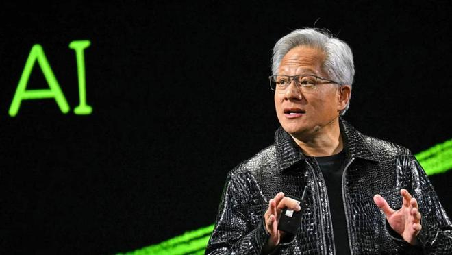 黄仁勋：对OpenAI的300亿美元投资“可能是最后一次” OpenAI有望在今年年底前启动IPO