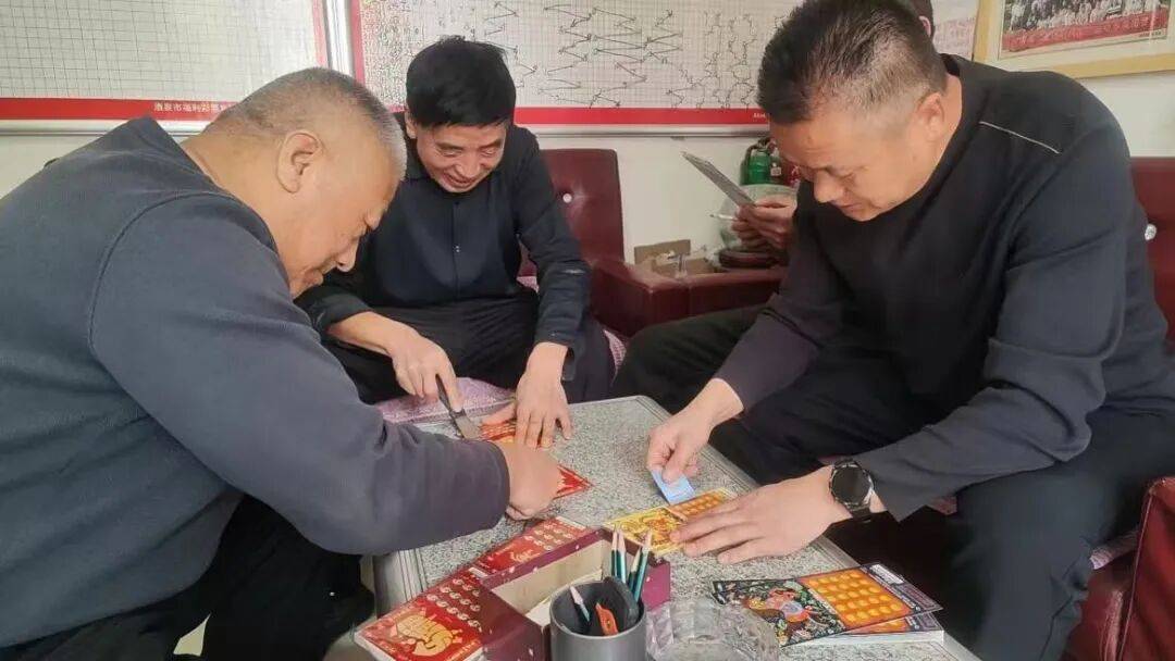 创新药主题基金一马当先 有望拿下半程冠军