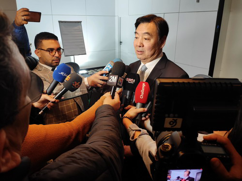 中国政府中东问题特使翟隽会见阿联酋副总理兼外长阿卜杜拉