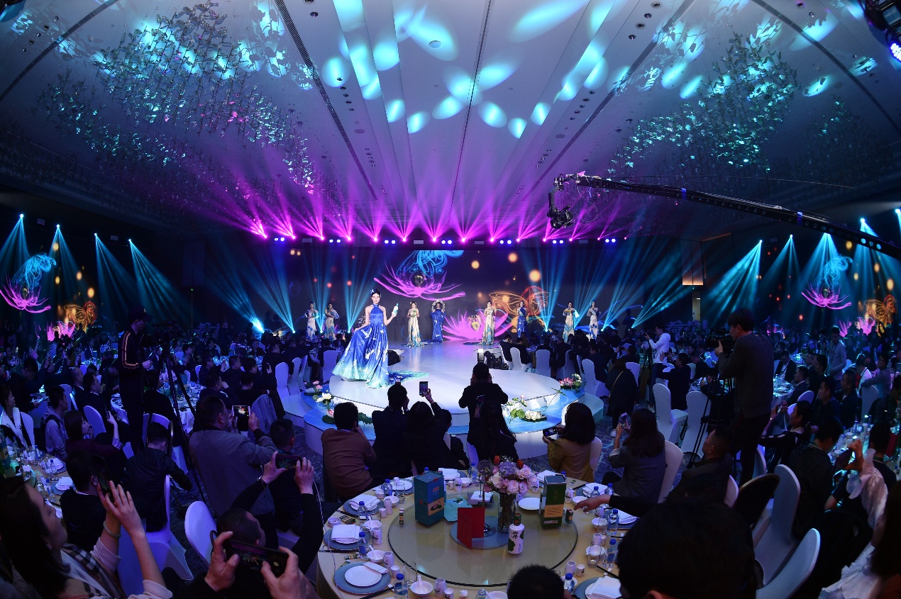 华致酒行最新筹码趋于集中