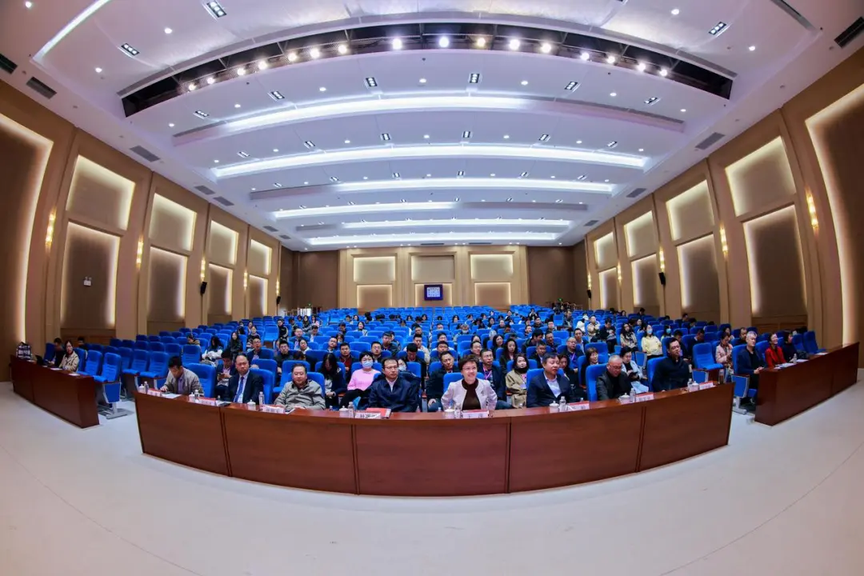 如何助力初创企业穿越“死亡谷”？AI训练营搭建立体化培育赋能平台