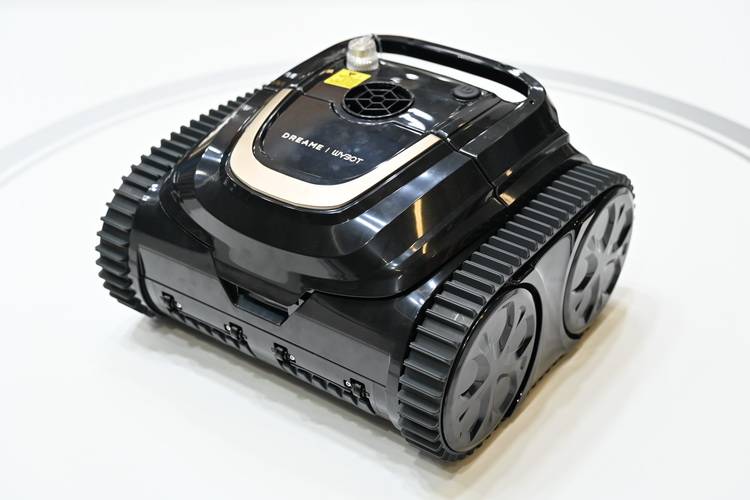 跨越千里“云端”执刀！中国机器人微创手术加速“出海”