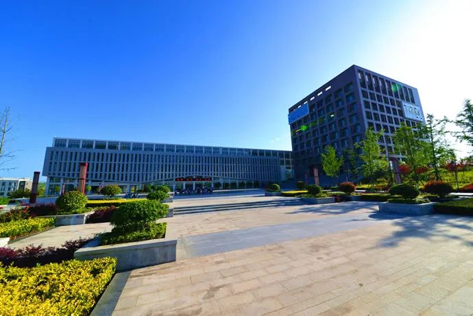 标准股份：与安康学院、陕西省纺织行业协会战略合作