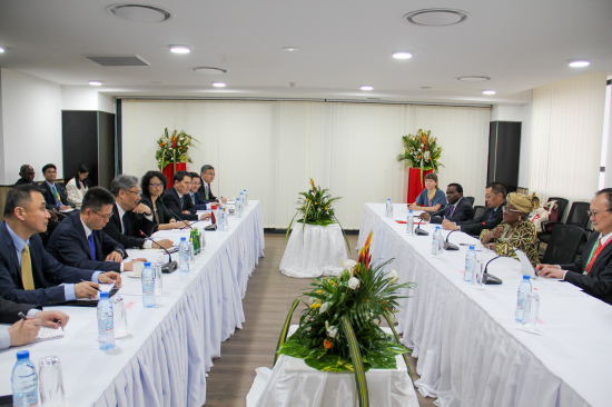 王文涛部长会见智利外交部国际经济关系副部长埃斯特韦斯